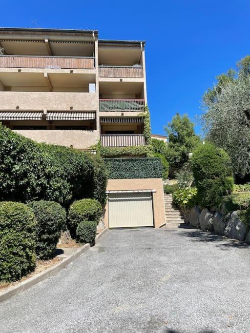 Appartement 2 Pieces 6Mn A Pied Du Centre Vence Exterior photo